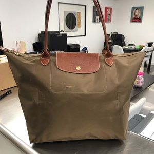 longchamp bag olive green